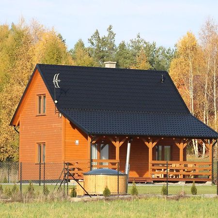 Villa Domek Pod Wierzba à Sikorzyno Extérieur photo